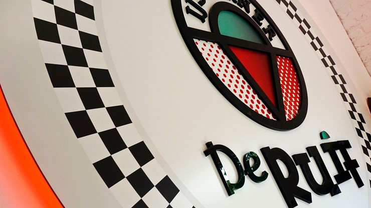 JuRstijl-FDS-3D-wandlogo-verlicht-LED